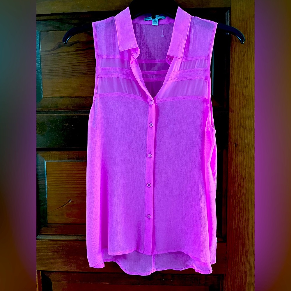American Eagle top size SMALL